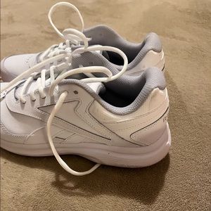 Reebok DMX  ultra shoes For women’s size 9.